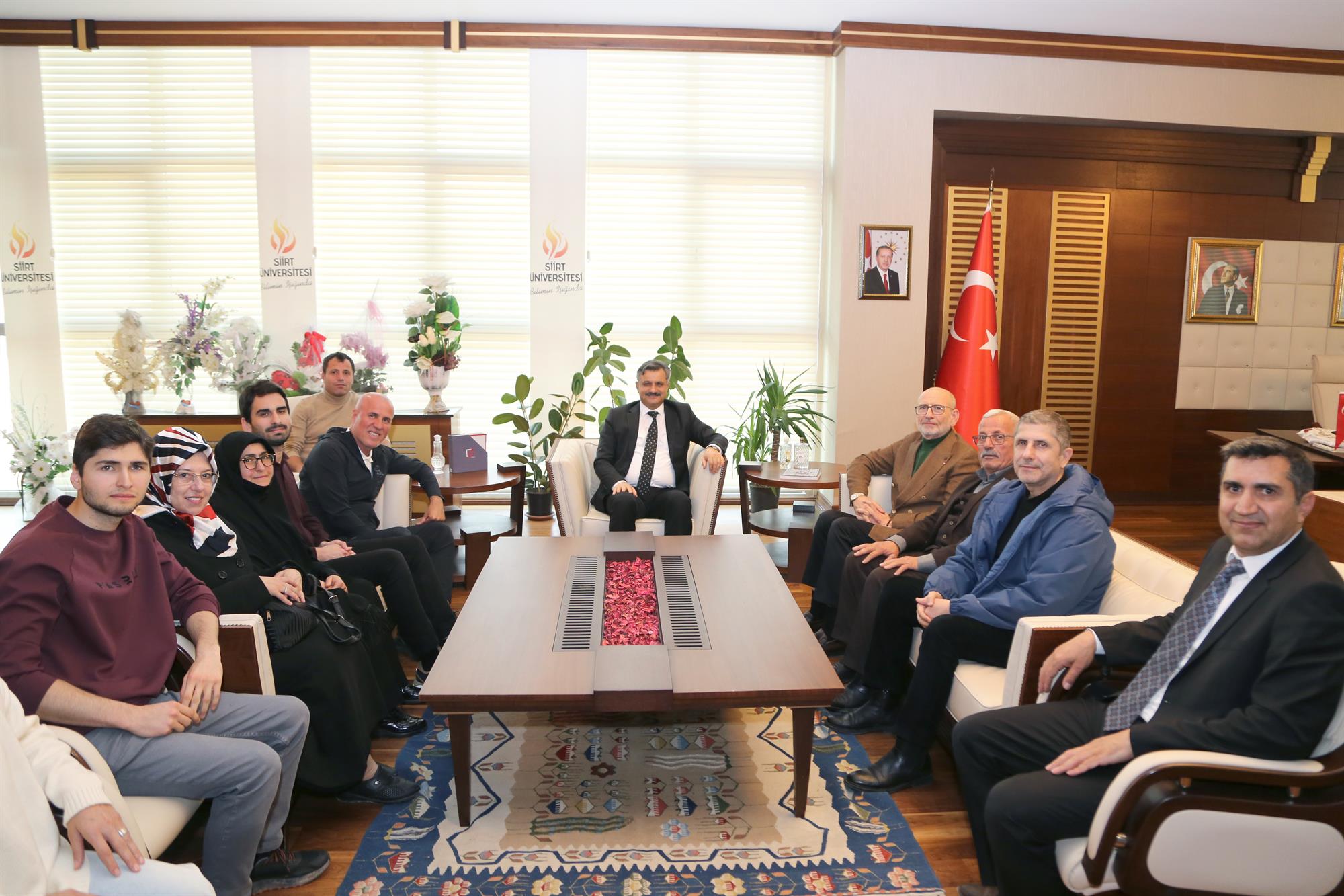 Sohta Sinan Eğitim ve Hizmet Vakfı’ndan Rektörümüz Prof. Dr. Nihat Şındak’a Ziyaret