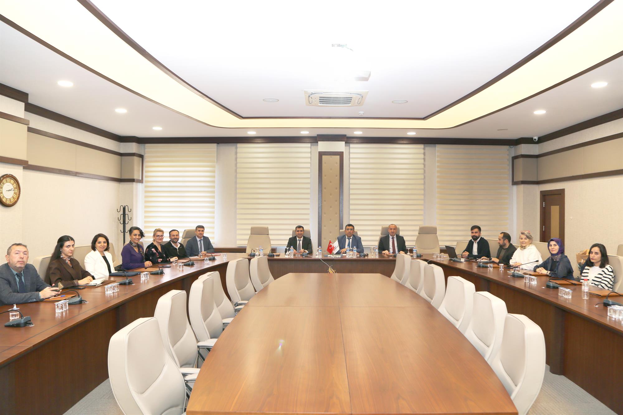 Üniversitemizde Kalite Süreçlerine Yönelik Toplantı Gerçekleştirildi