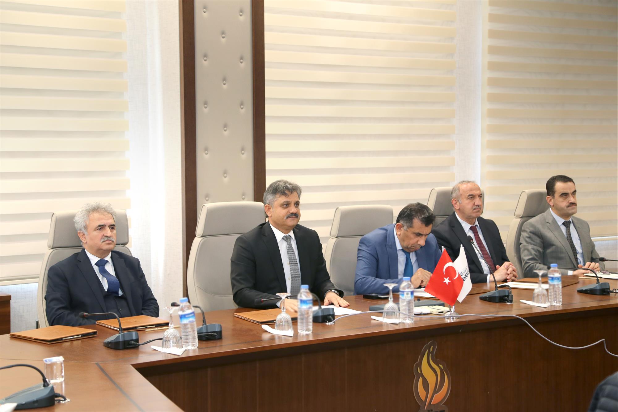 Üniversitemizde Yönetimi Gözden Geçirme Toplantısı Yapıldı