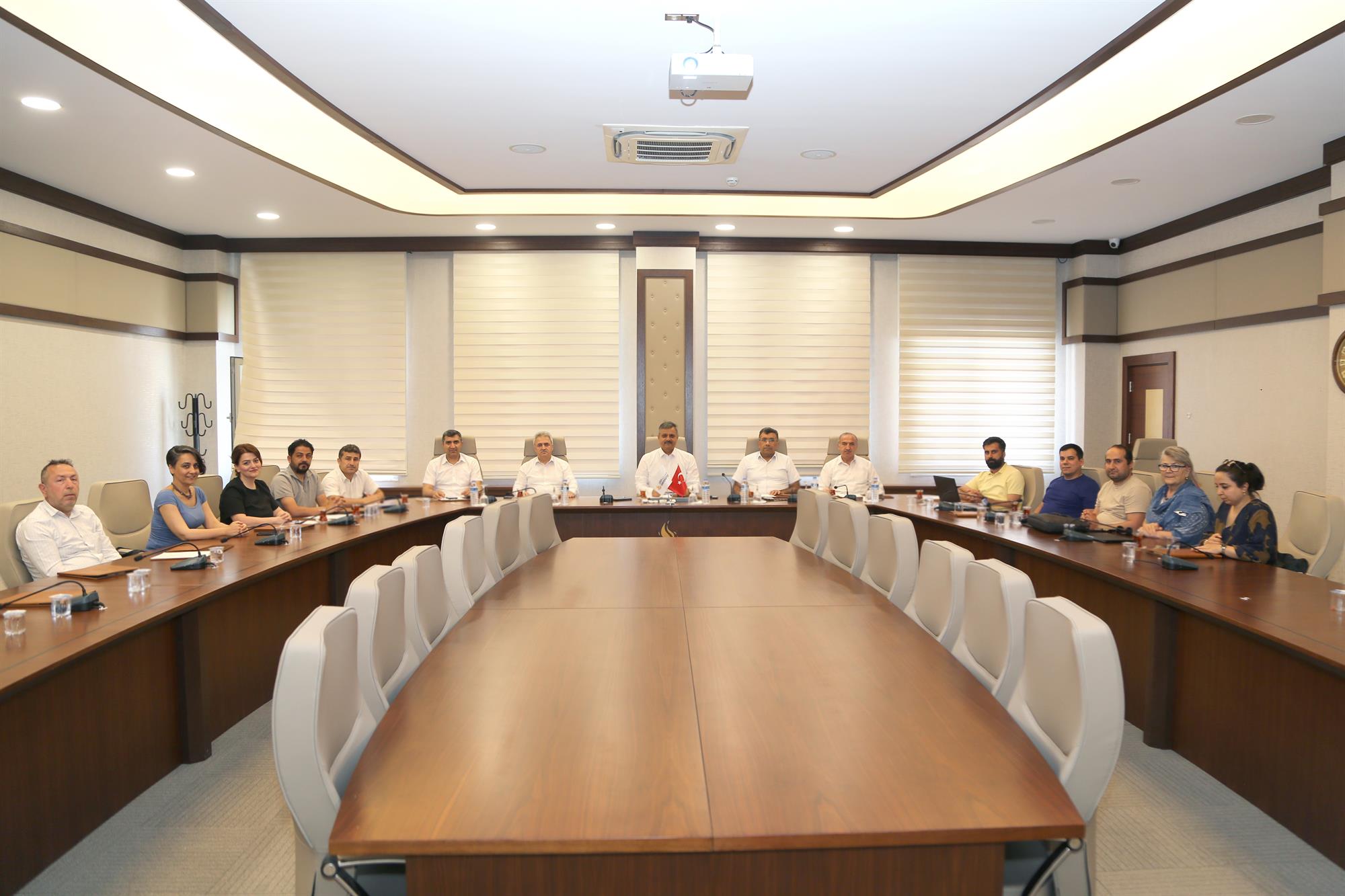 Üniversitemizin Ulusal ve Uluslararası Görünürlüğü İçin Stratejik Toplantı
