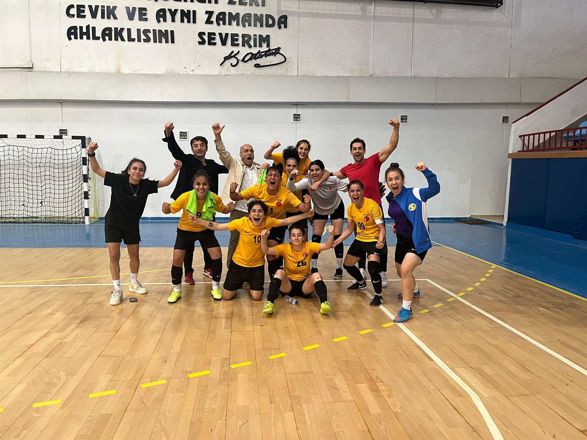 Kadın Futsal Takımımız Türkiye Şampiyonu Oldu